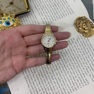 Vintage Gold Tone Timex Womens Watch